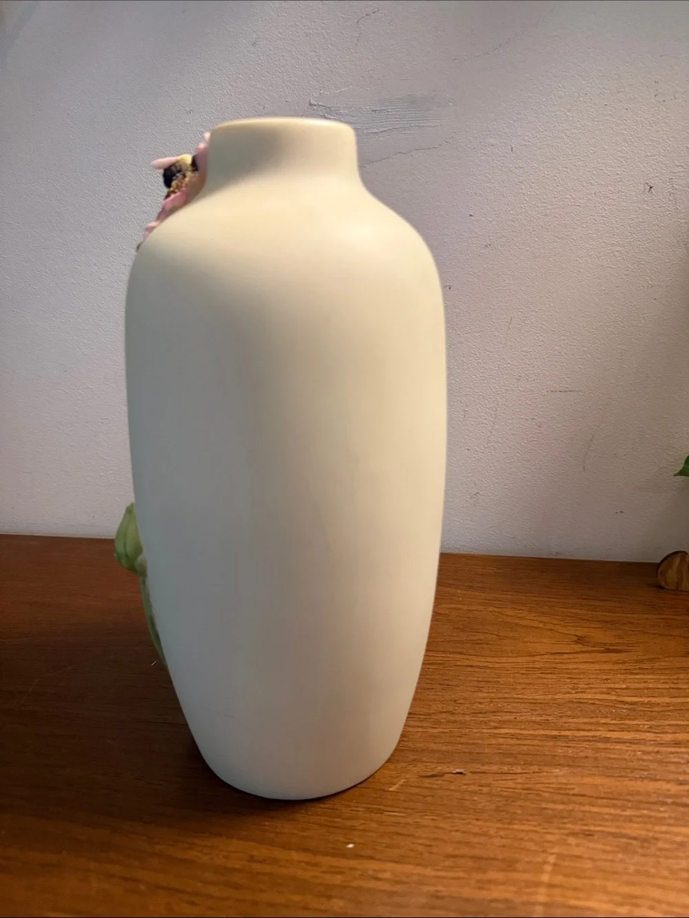 Vintage Pink Floral Porcelain Vase with Raised Coneflower & Bee Design